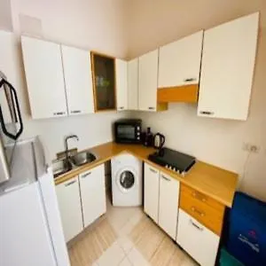 Zena 1.0.4 Apartment